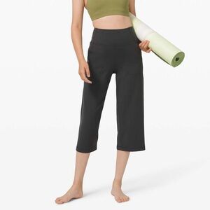 Lululemon Align Wide Leg Crop 23" in Graphite Grey Size 4 nulu fabric